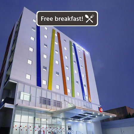 Amaris Hotel Tebet Jakarta Buitenkant foto