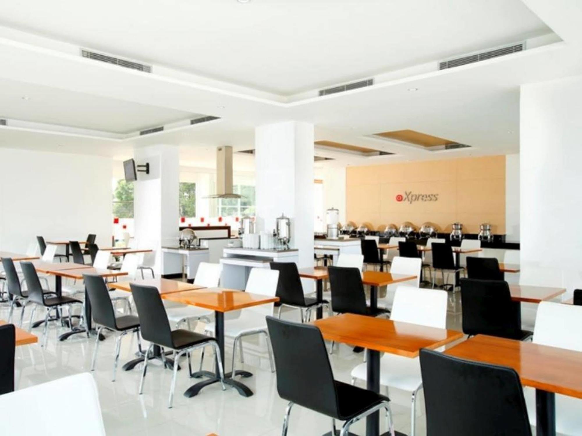 Amaris Hotel Tebet Jakarta Buitenkant foto