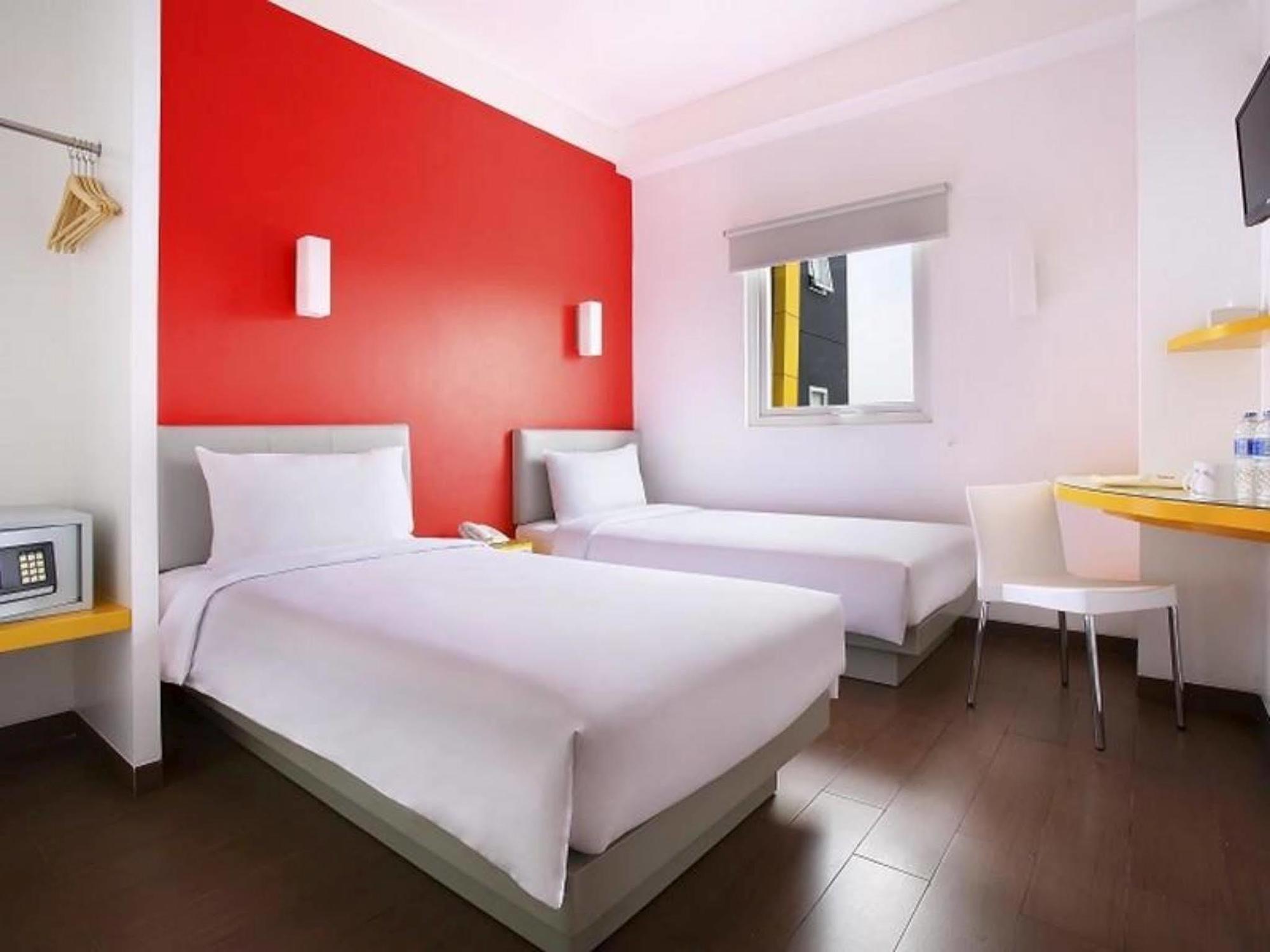 Amaris Hotel Tebet Jakarta Buitenkant foto